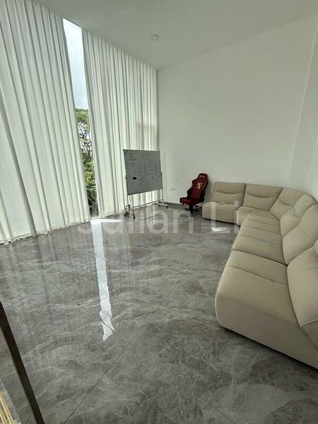 8 Bed Bungalow (Landed) for Rent in  Wak Hassan Drive - Image 5